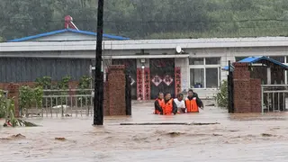 ভয়াবহ বন্যার কবলে চীনের উত্তর পূর্বাঞ্চলীয় প্রদেশ